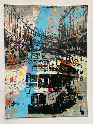Regent Street / Double Decker Bus (medium) - London